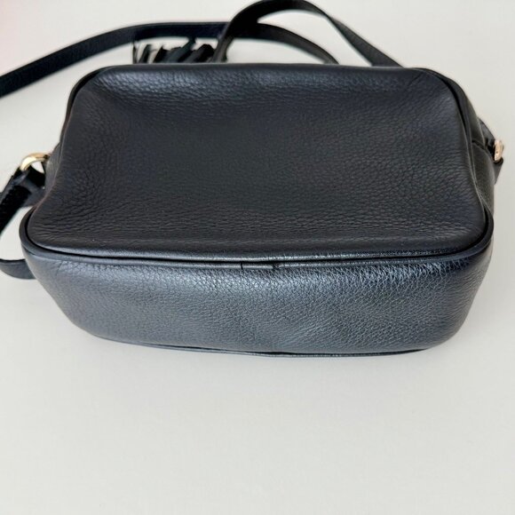 GUCCI Soho Disco Bag in Black Pebbled Leather - Picture 6 of 12